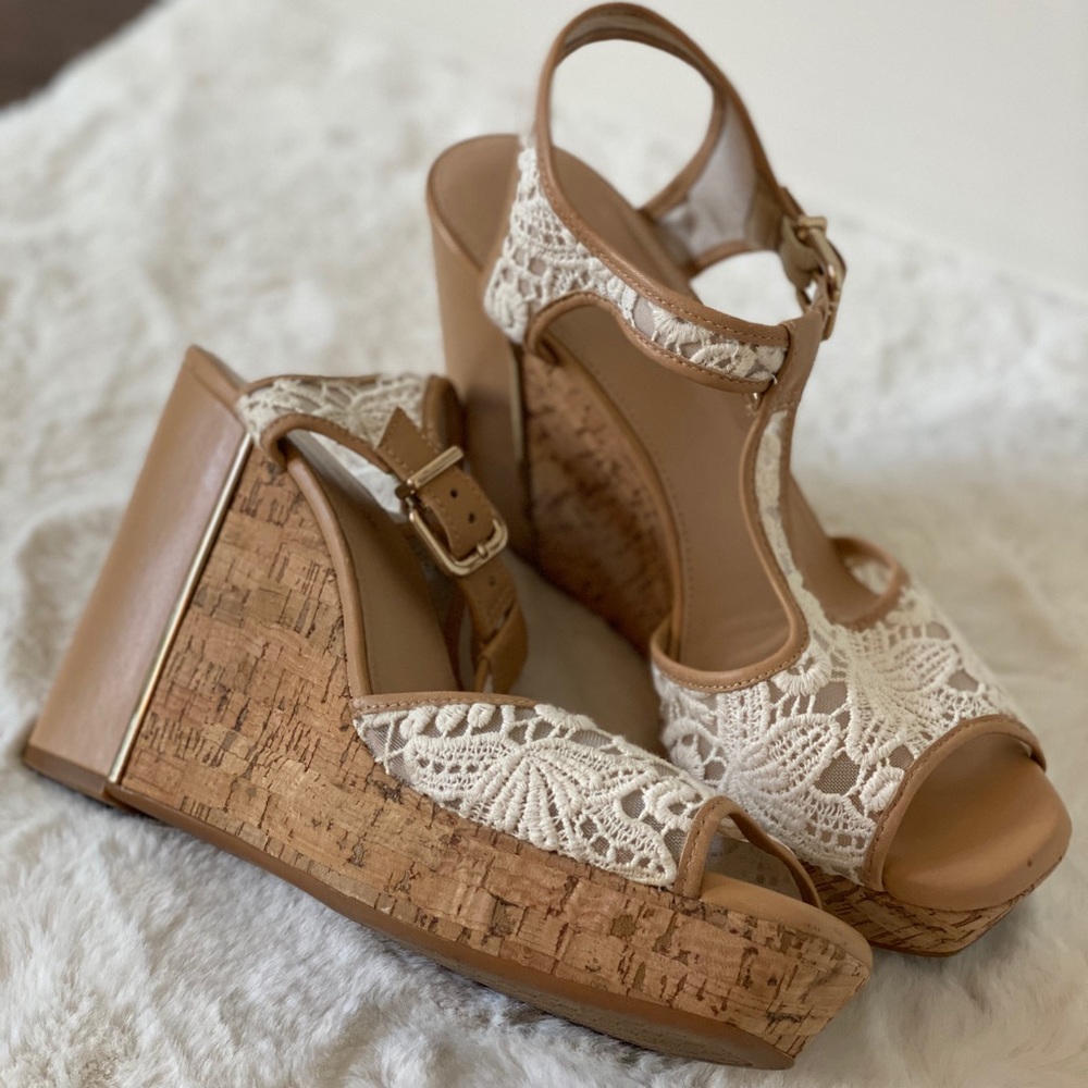 Antonio Melani White Lace Wedges